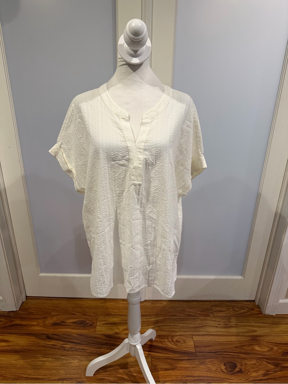 Matty M Cream Textured Split V-Neck Tunic